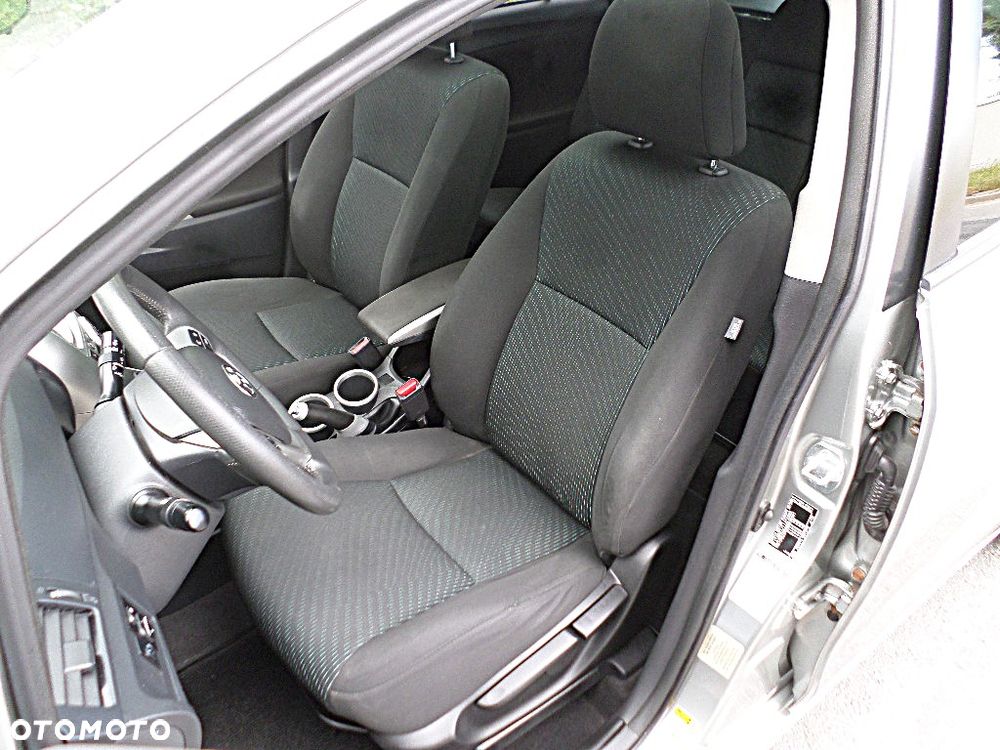 Toyota Verso 1.8 5-Sitzer Executive - 24