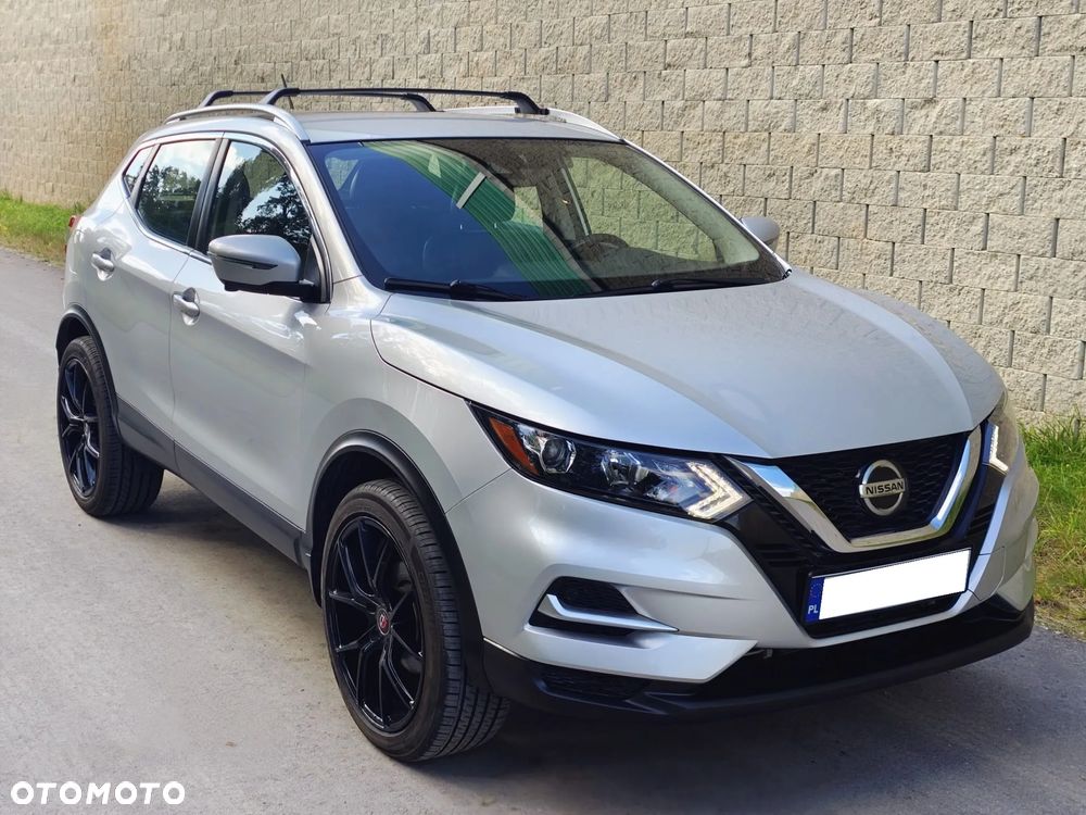 Nissan Rogue - 2