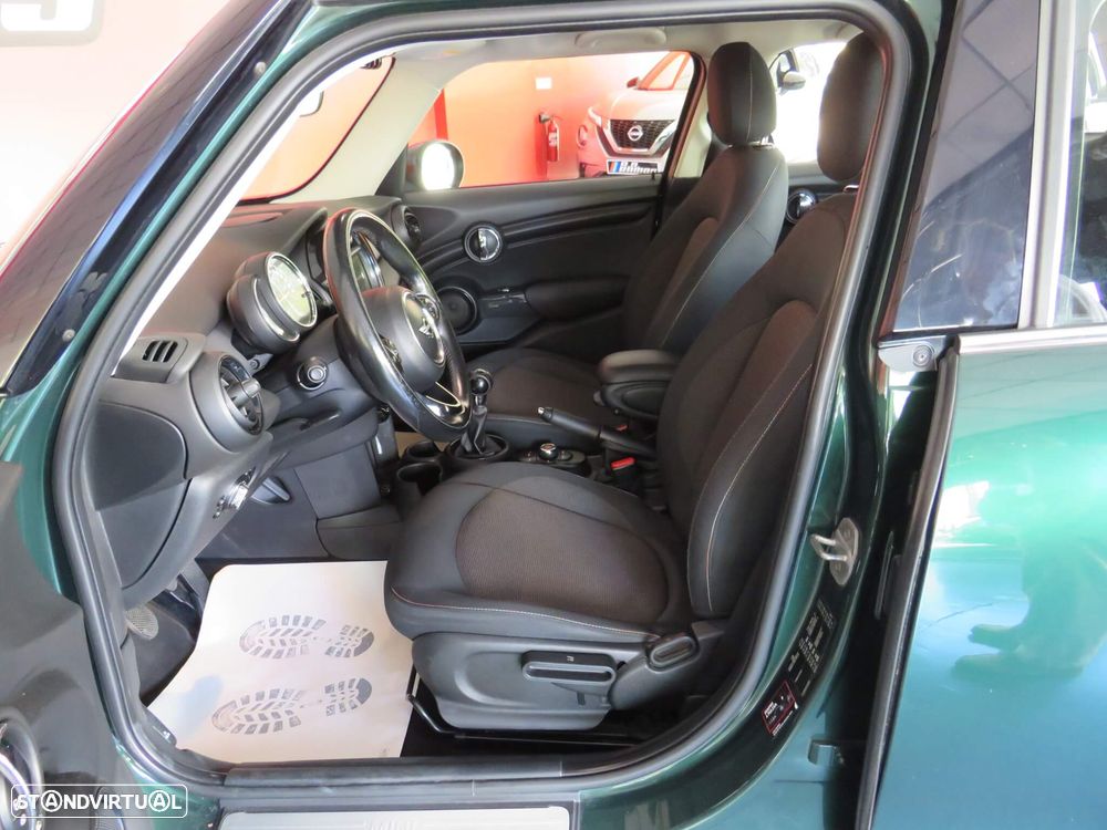 MINI 5 Portas Cooper D - 10