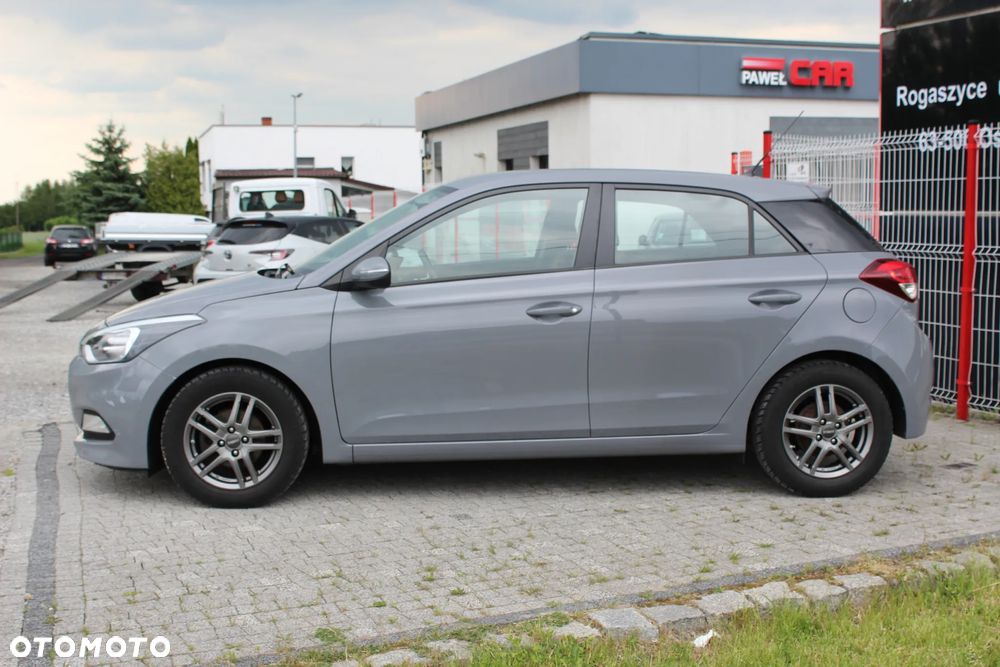 Hyundai i20 blue 1.2 Classic - 8