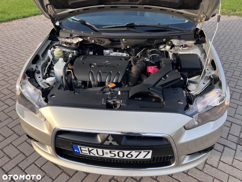 Mitsubishi Lancer - 30