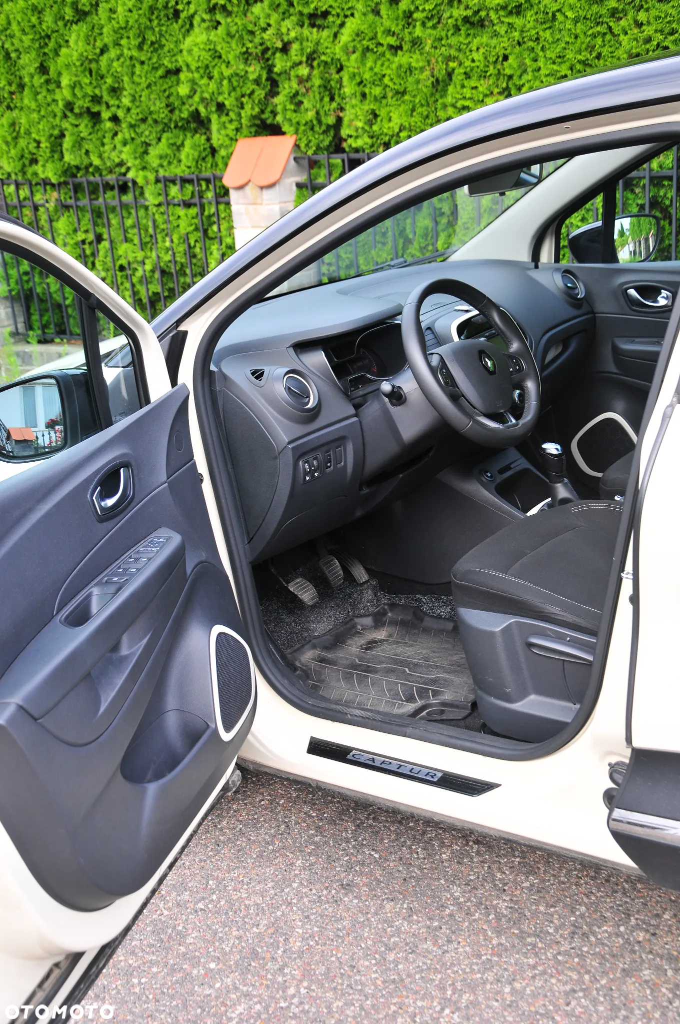 Renault Captur 1.2 Energy TCe Zen - 9