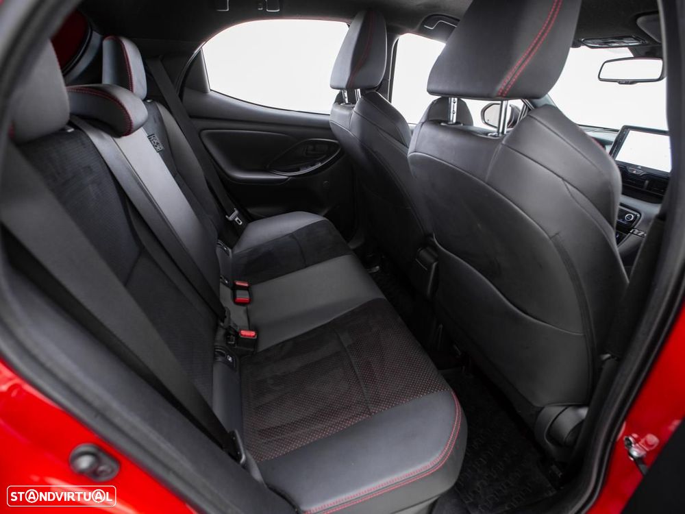 Toyota Yaris 1.5 HDF GR Sport - 9