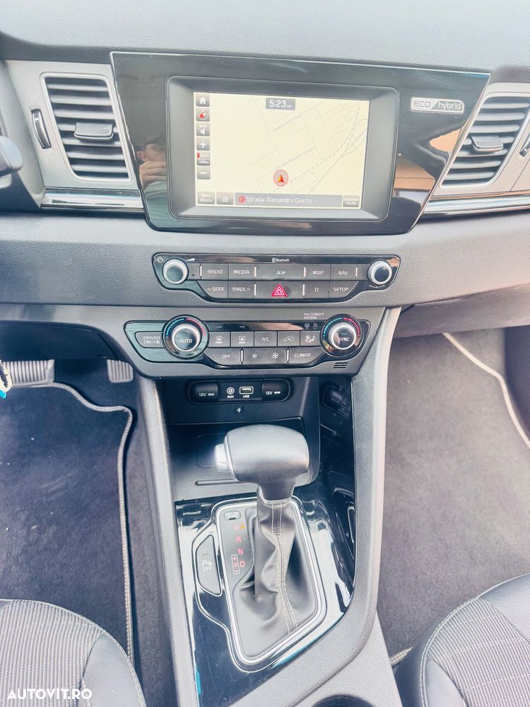 Kia Niro 1.6 GDI 6DCT HEV Comfort - 6