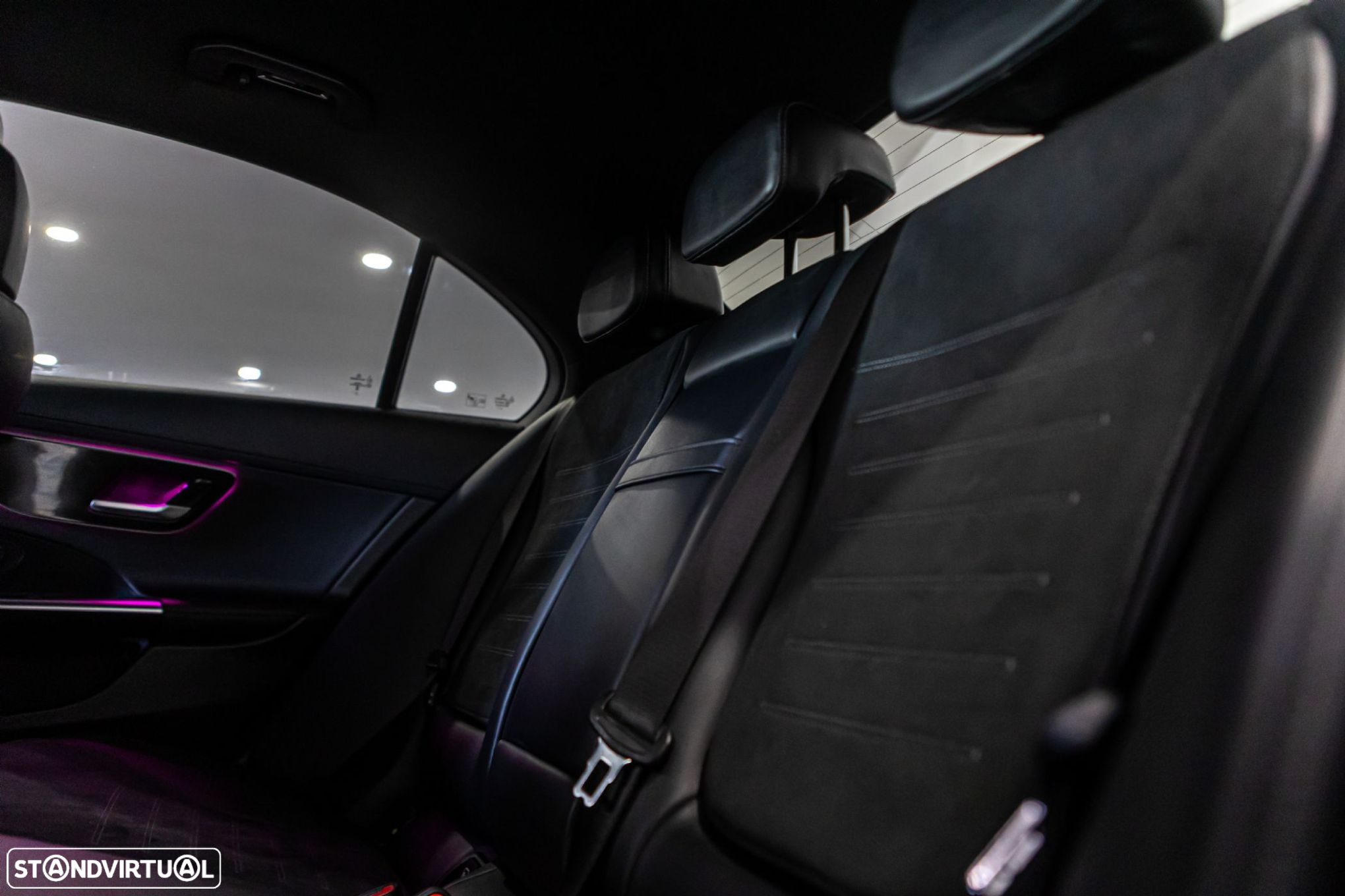 Mercedes-Benz C 300 e AMG Line - 20