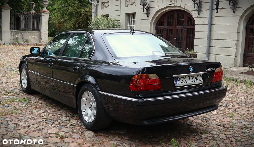 BMW Seria 7 - 10