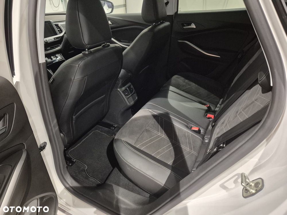 Opel Grandland 1.2 T mHEV GS Light S&S eDTC6 - 12