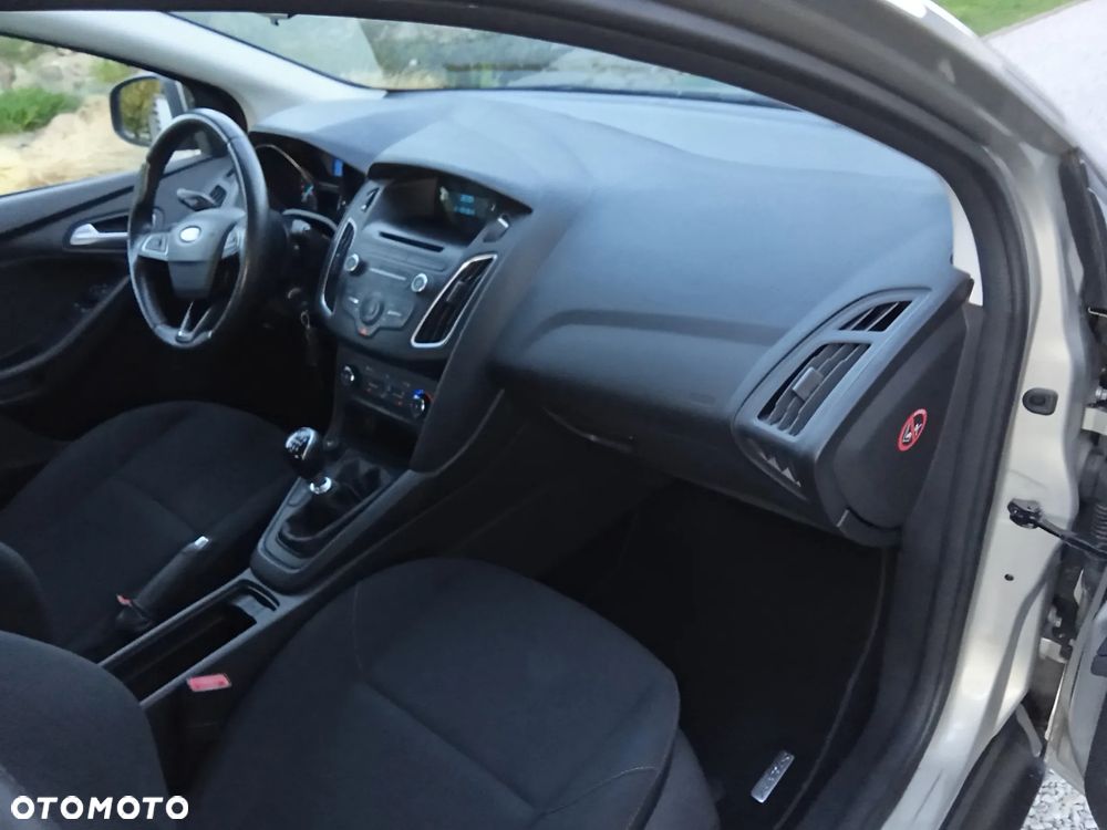 Ford Focus 1.0 EcoBoost Edition - 18