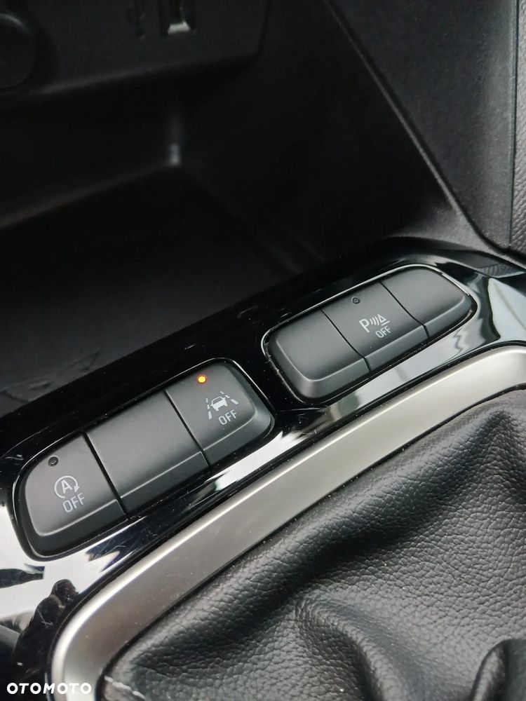 Opel Corsa 1.2 Elegance S&S - 21