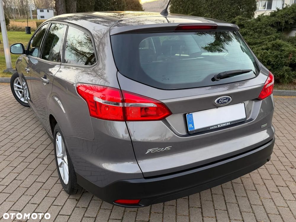 Ford Focus 1.0 EcoBoost Titanium - 29