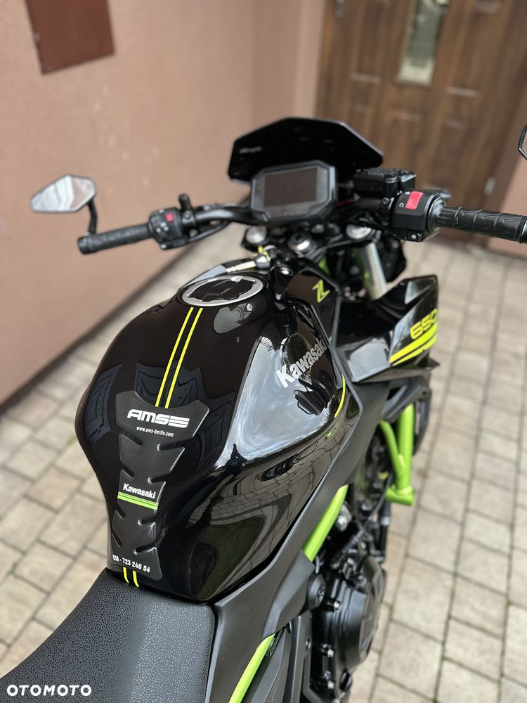 Kawasaki Z 650 - 12