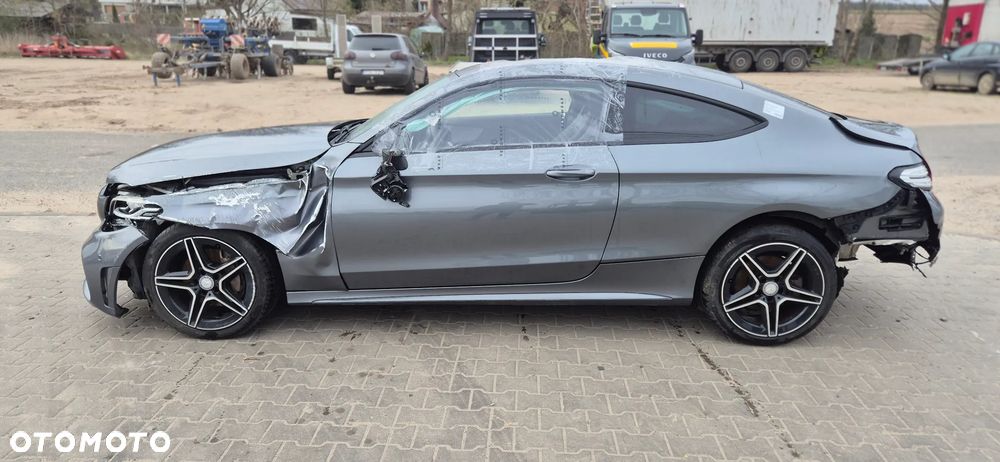 Mercedes-Benz Klasa C 220 d 9G-TRONIC - 12