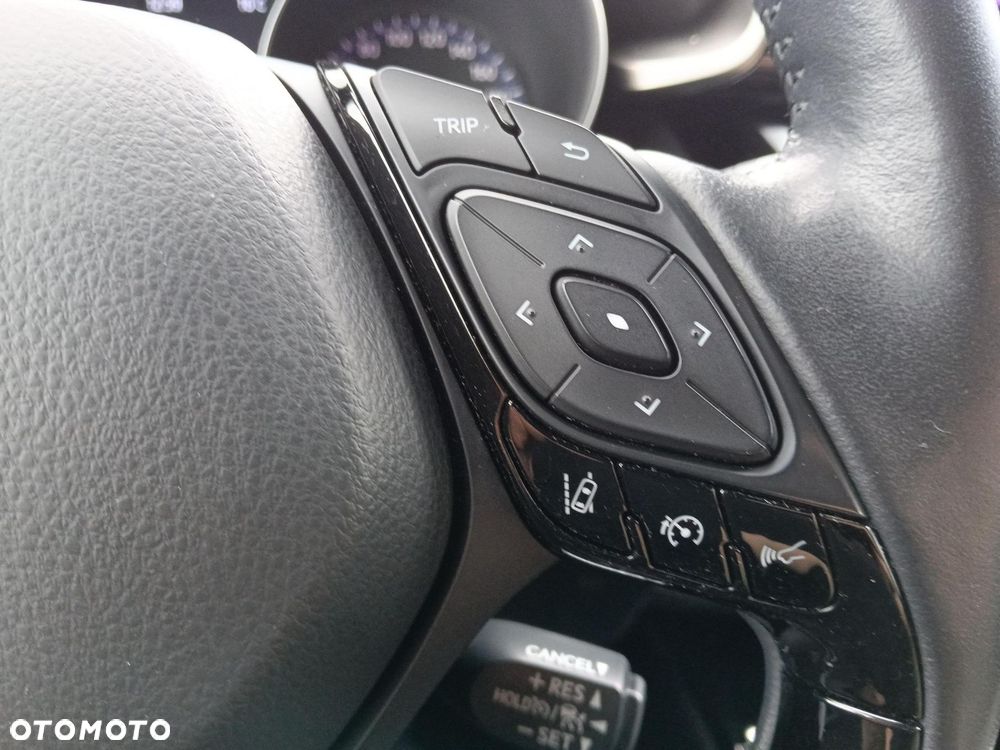 Toyota C-HR 2.0 Hybrid Executive - 17