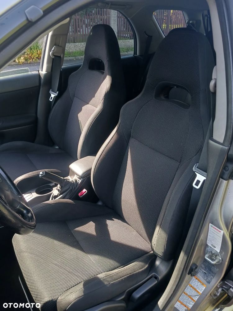 Subaru Impreza ver-kombi-02--05 - 9