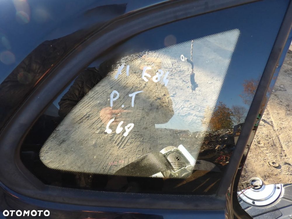 BMW - E84,X1 - KOLOR 668 - POSZYCIE BŁOTNIKA - PRAWY TYŁ - 2