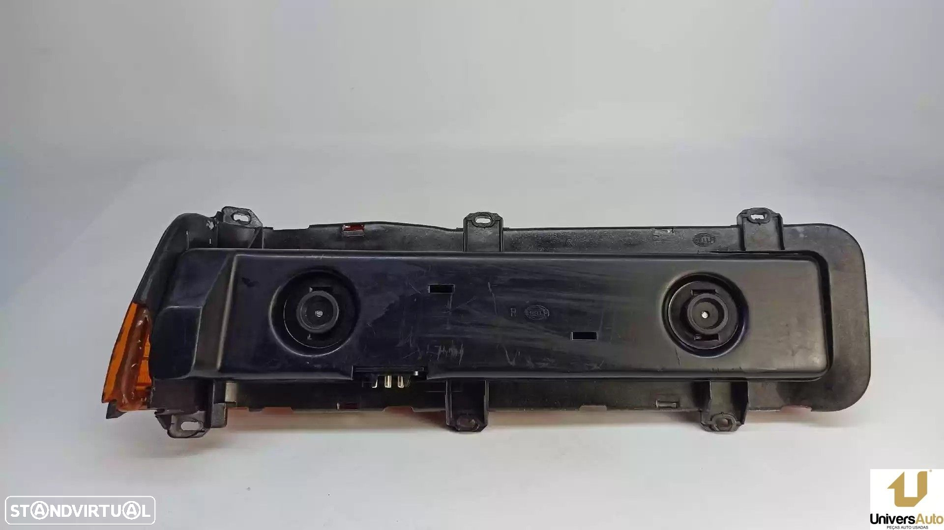 FAROLIM TRASEIRO DIREITO MERCEDES-BENZ SEDAN 1982 -A1238205064 - 4