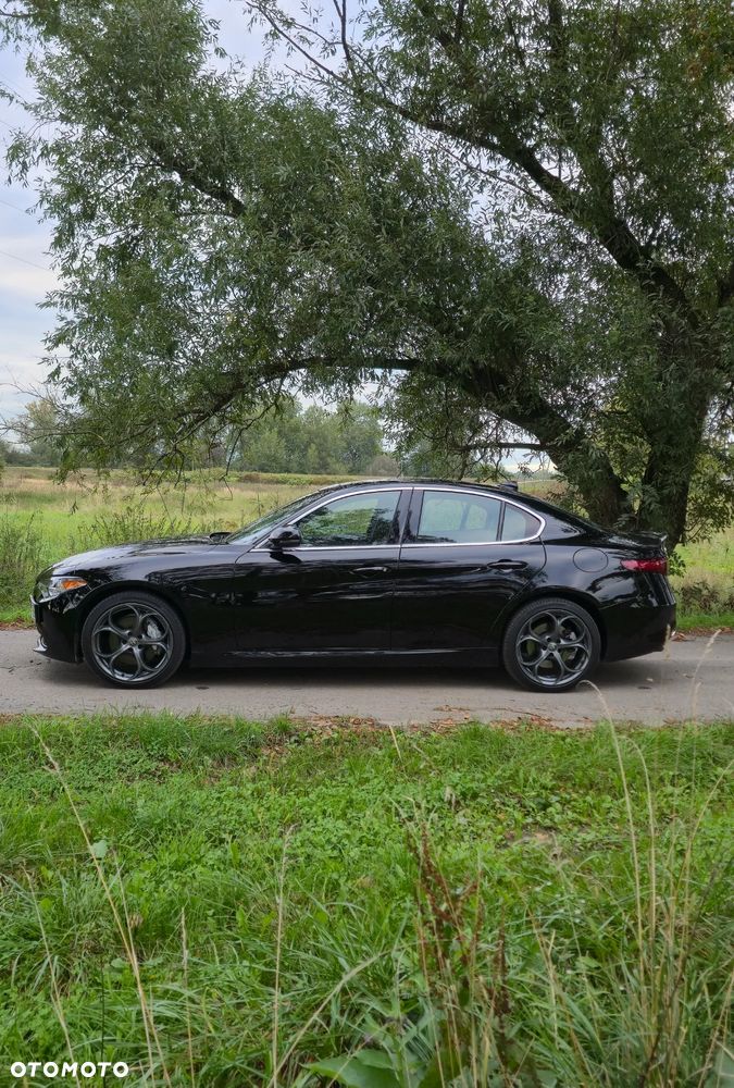Alfa Romeo Giulia 2.0 Turbo TI Q4 - 7