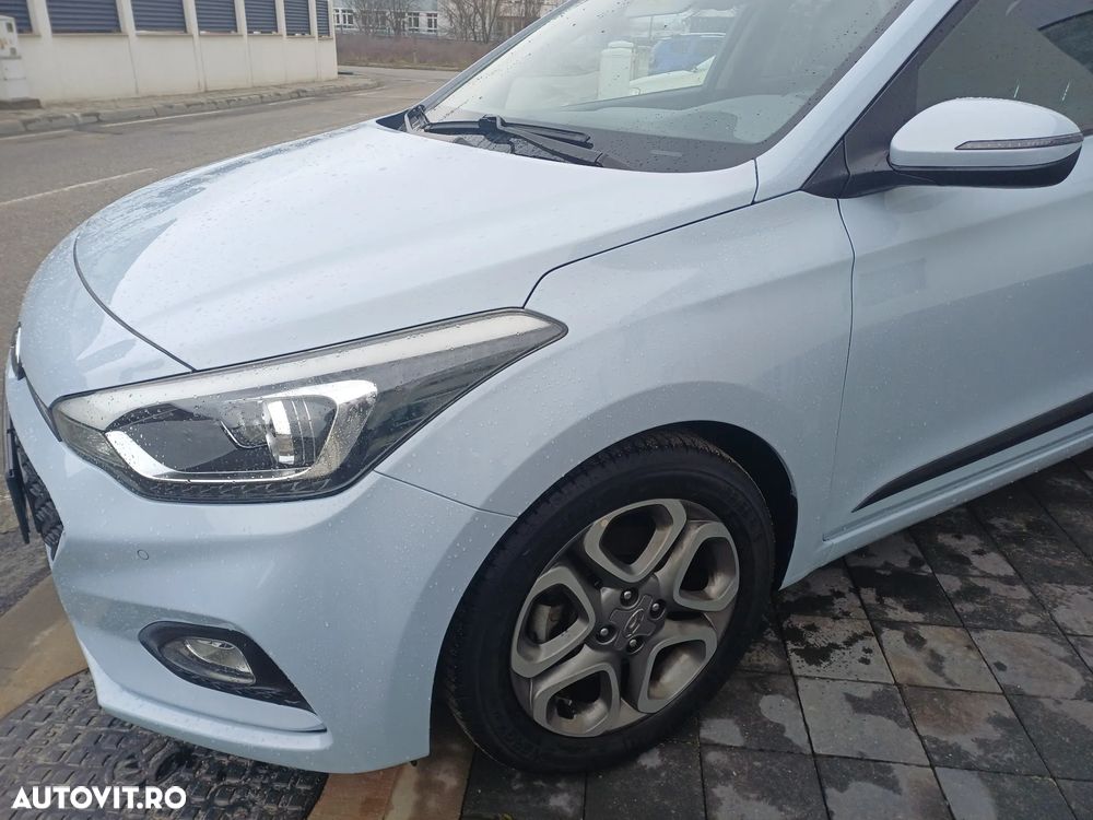 Hyundai i20 1.0 T-GDI 7DCT LED Line TwoTone - 7