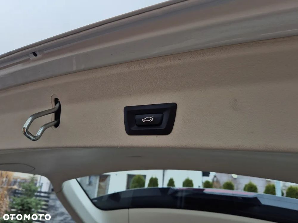 BMW X3 xDrive20d Advantage - 20