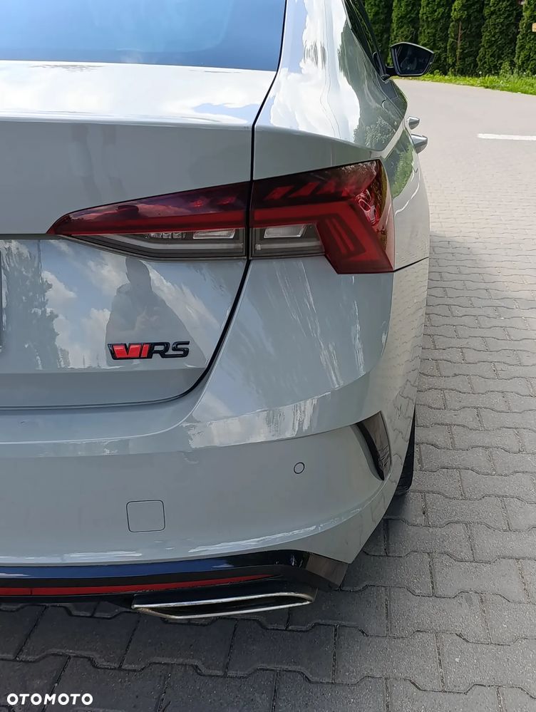 Skoda Octavia 2.0 TSI RS 245 DSG - 22