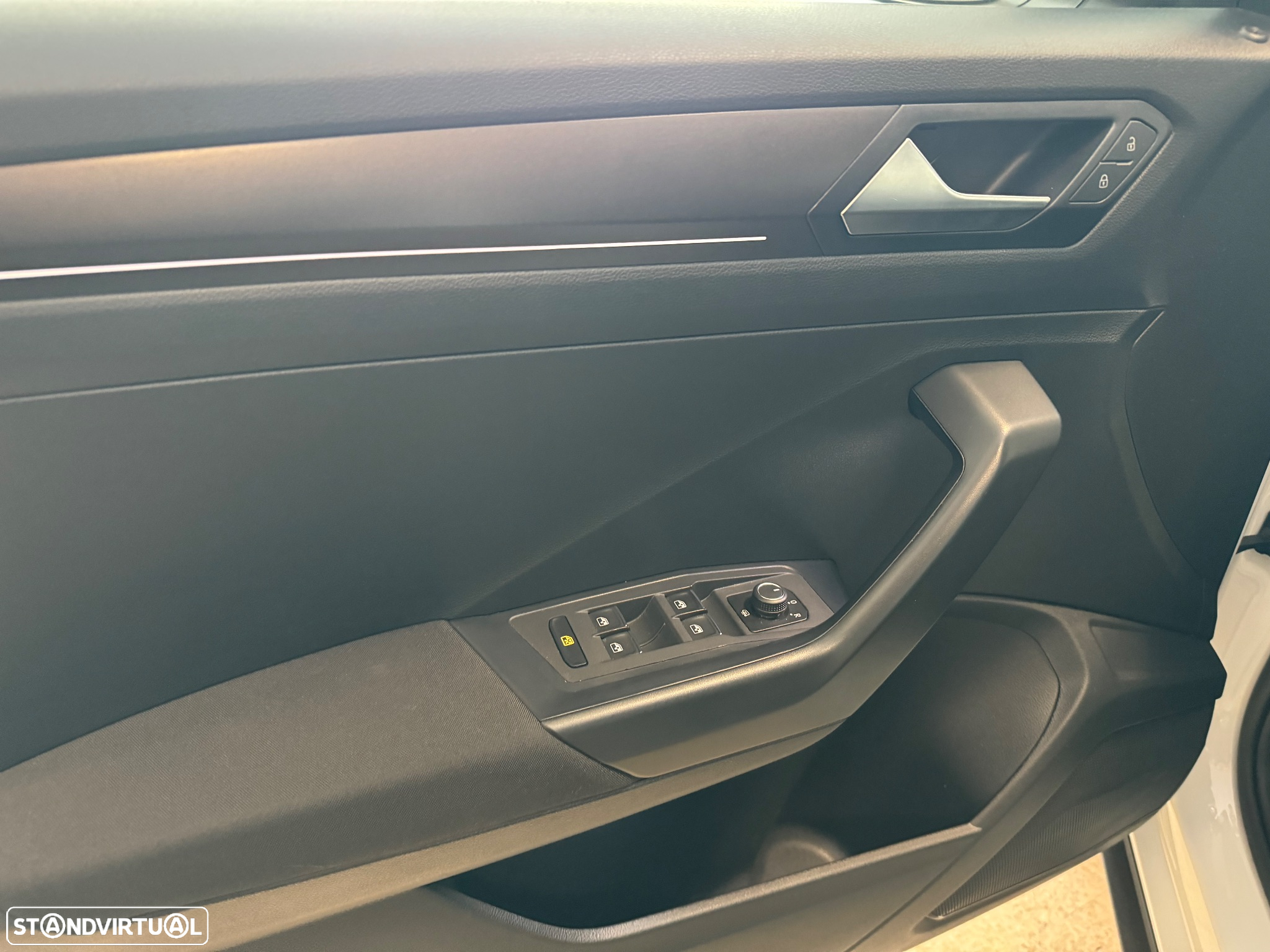 VW T-Roc 1.0 TSI Style - 6