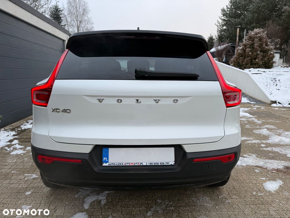 Volvo XC 40 D3 SCR R-Design - 24