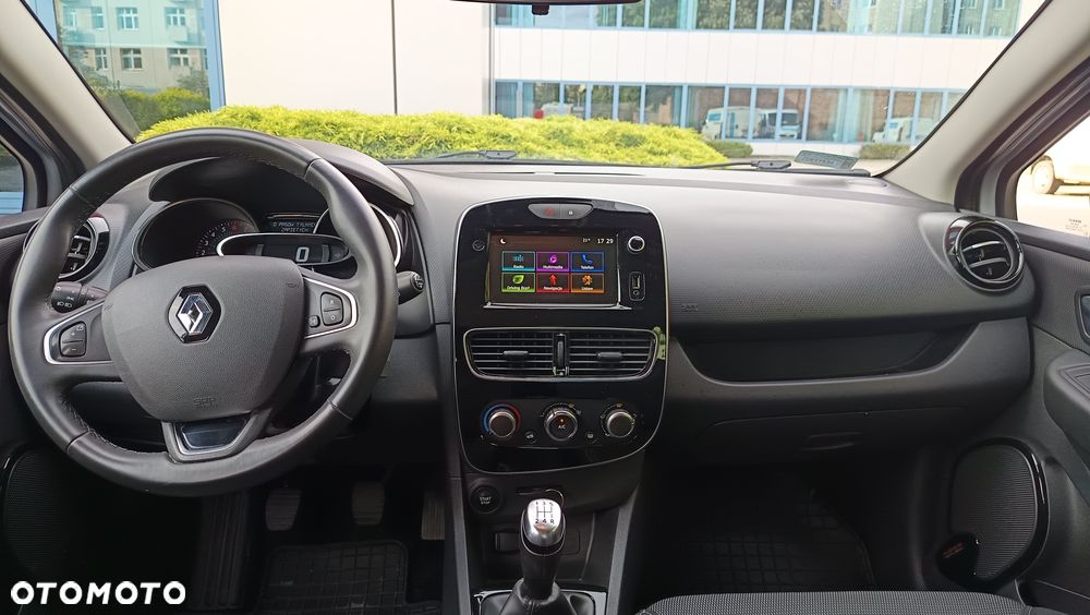 Renault Clio - 7