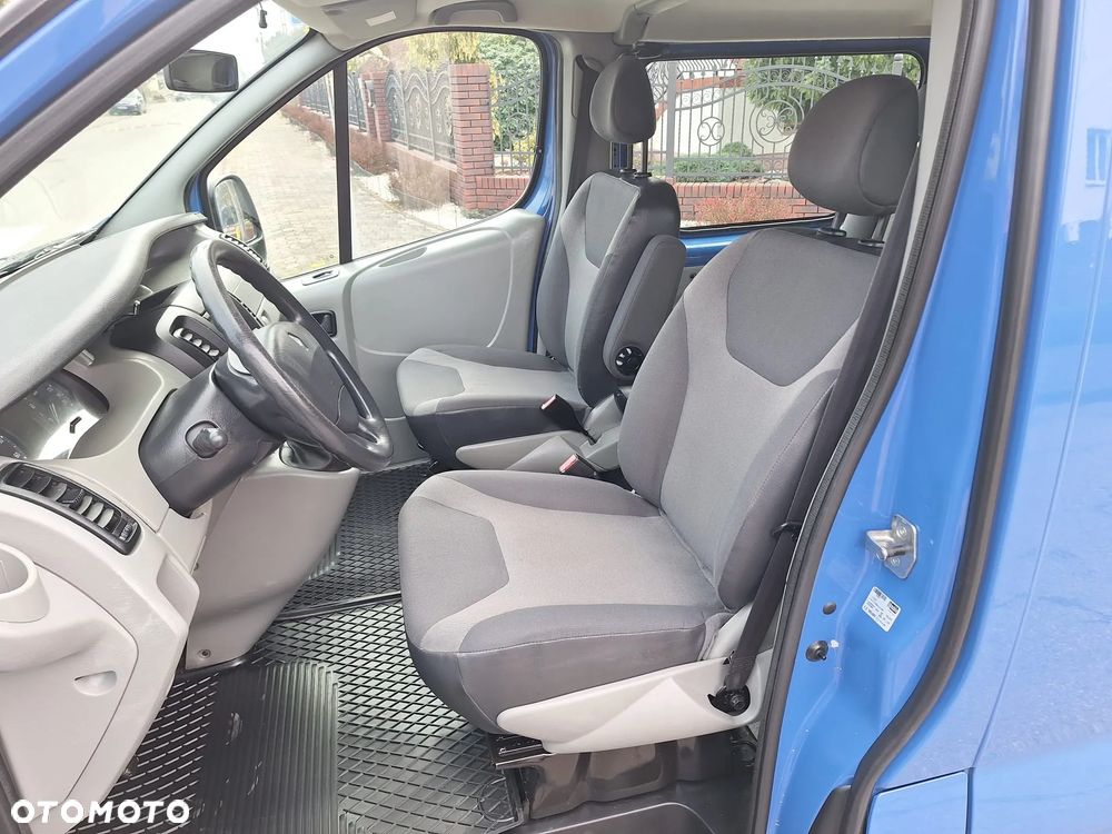 Renault Trafic - 16