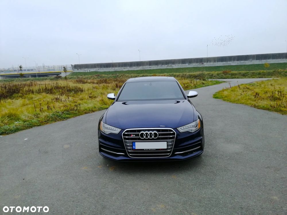 Audi S6 Limousine - 12
