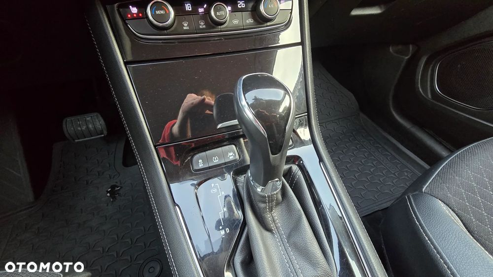 Opel Grandland X 1.2 Start/Stop Automatik Business INNOVATION - 35