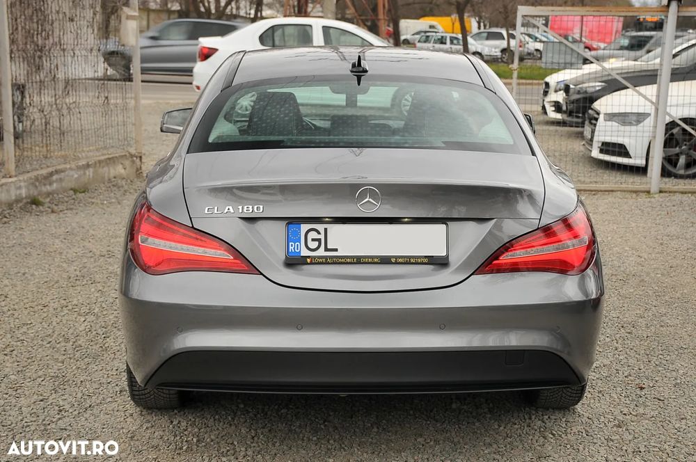 Mercedes-Benz CLA 180 7G-DCT - 9