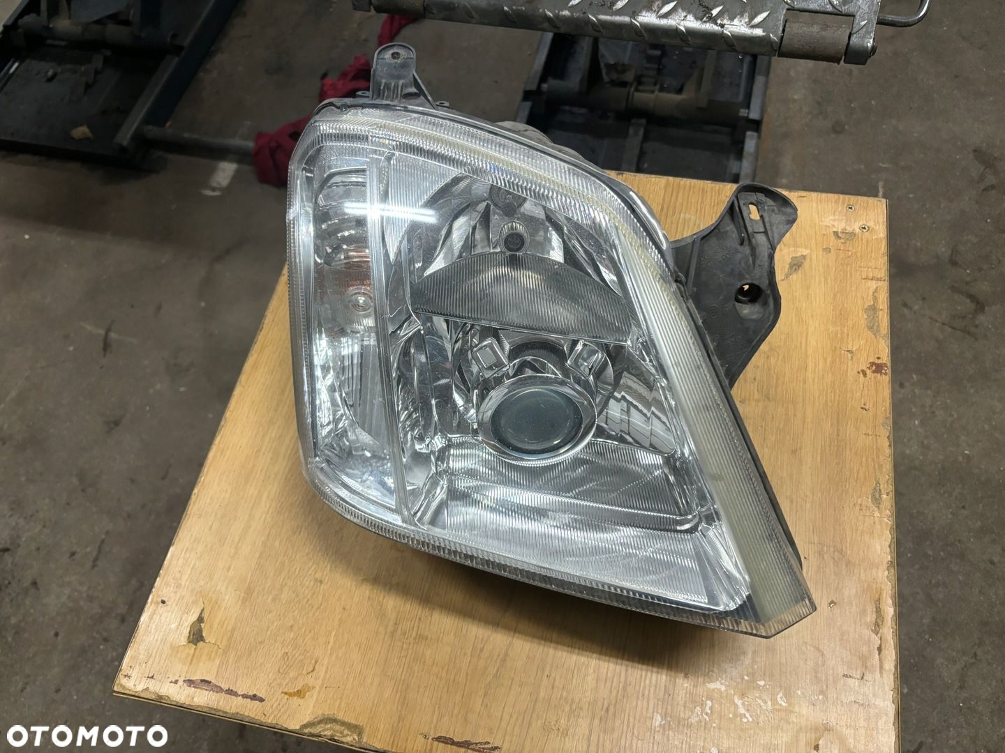 OPEL MERIVA A I LAMPA REFLEKTOR PRAWY PRZÓD XENON ORYGINALNY EUROPEJSKI - 2
