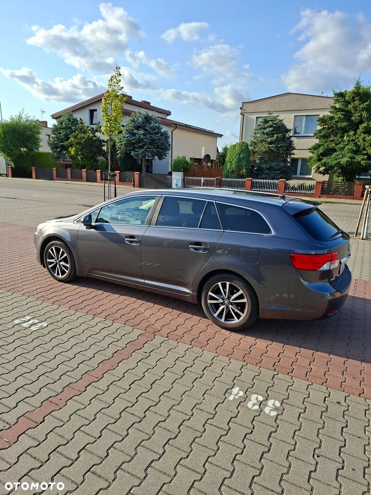 Toyota Avensis 1.8 Business Edition - 26