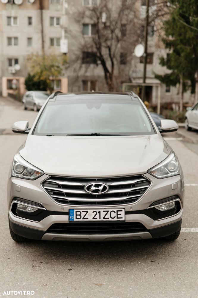Hyundai Santa Fe - 1