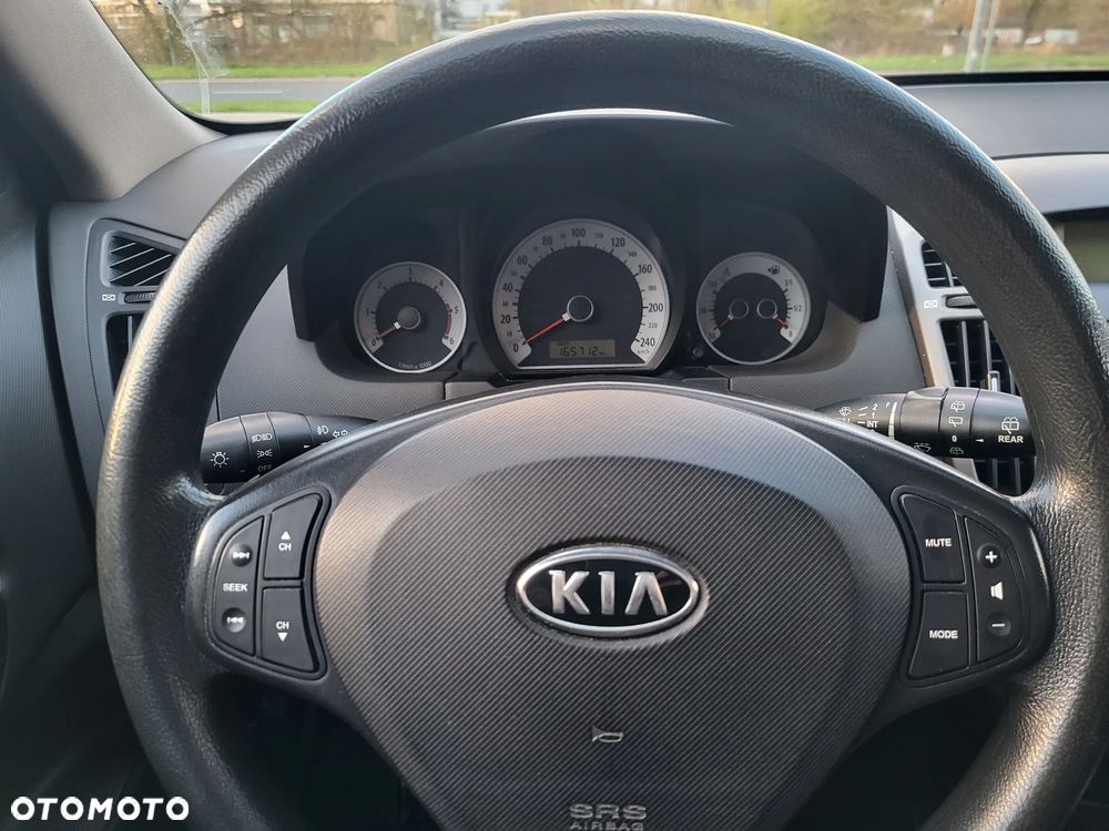 Kia Ceed - 25
