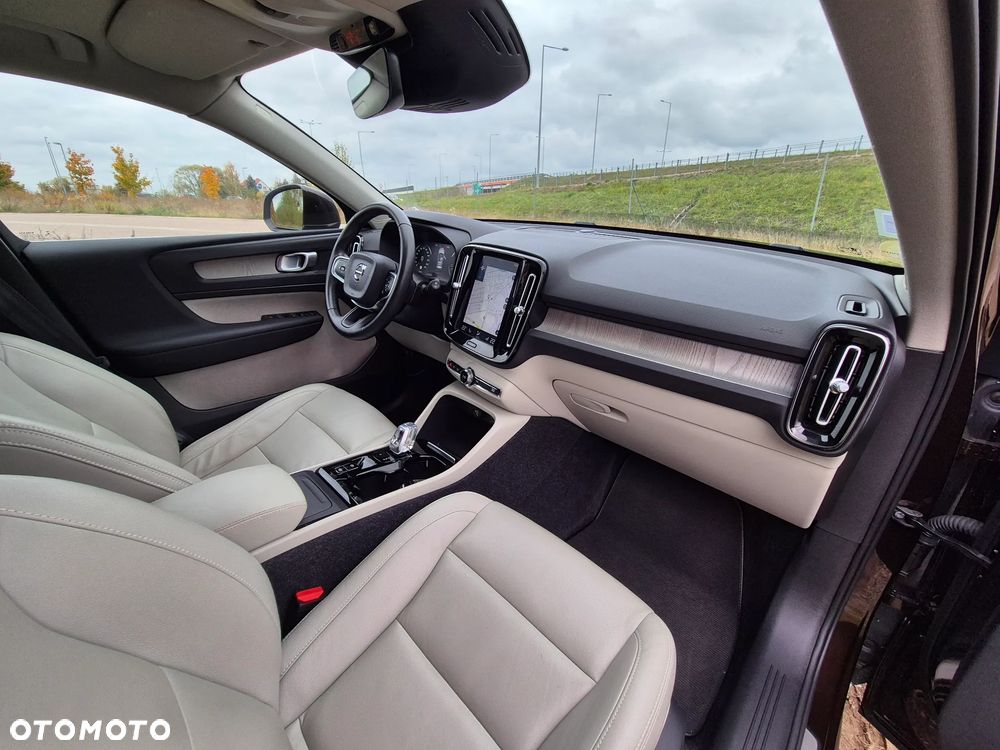 Volvo XC 40 D3 Geartronic Inscription - 34