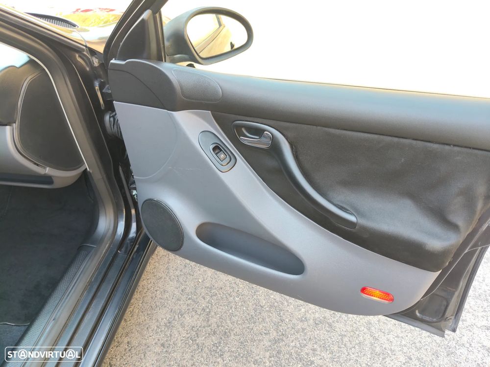 SEAT Leon 1.9 TDI Top Sport - 29