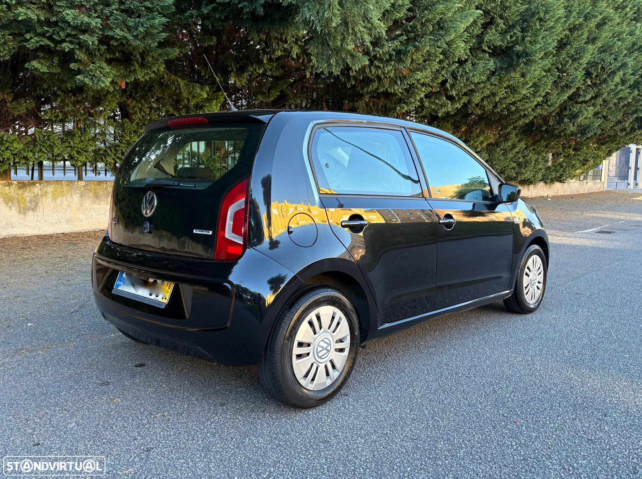 VW Up! 1.0 BlueMotion High - 9