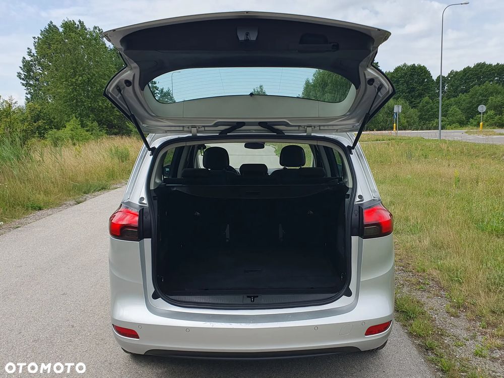 Opel Zafira - 19