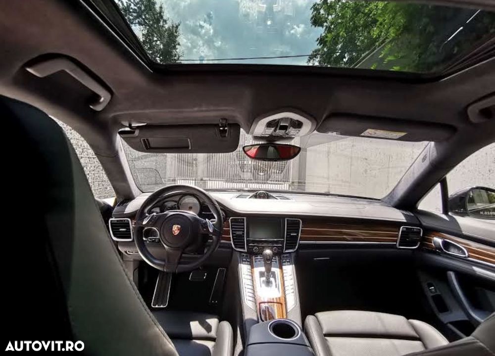 Porsche Panamera 4.8 PDK GTS - 5