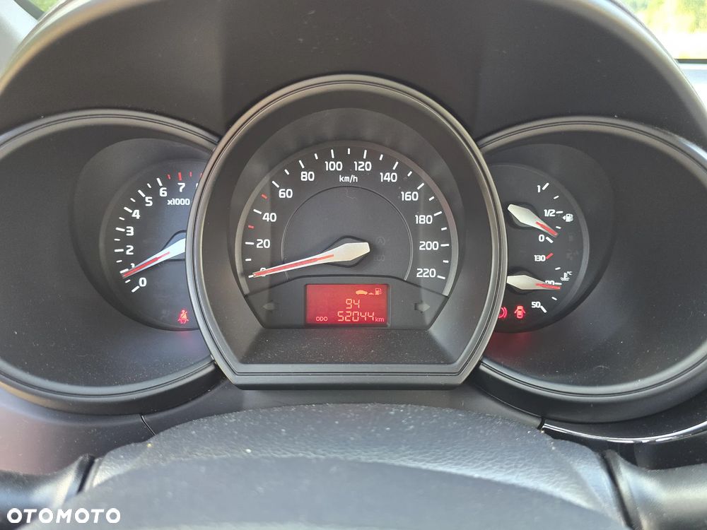 Kia Rio 1.2 L - 11