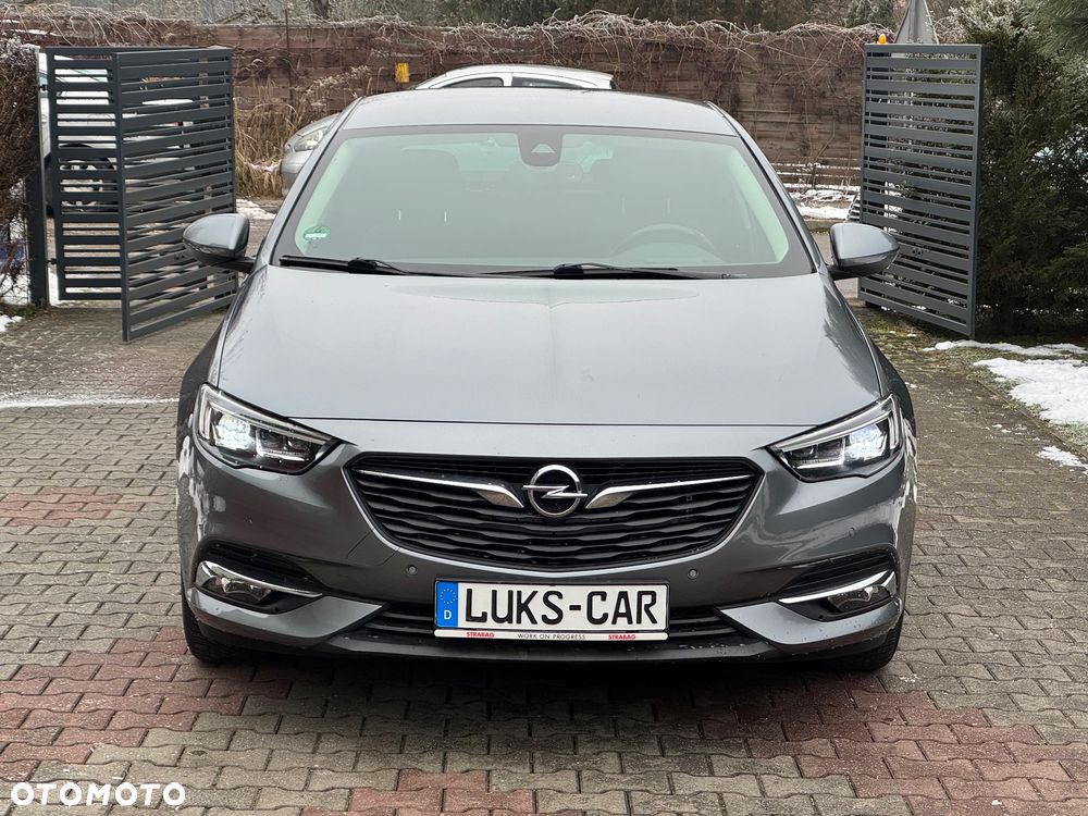 Opel Insignia - 8