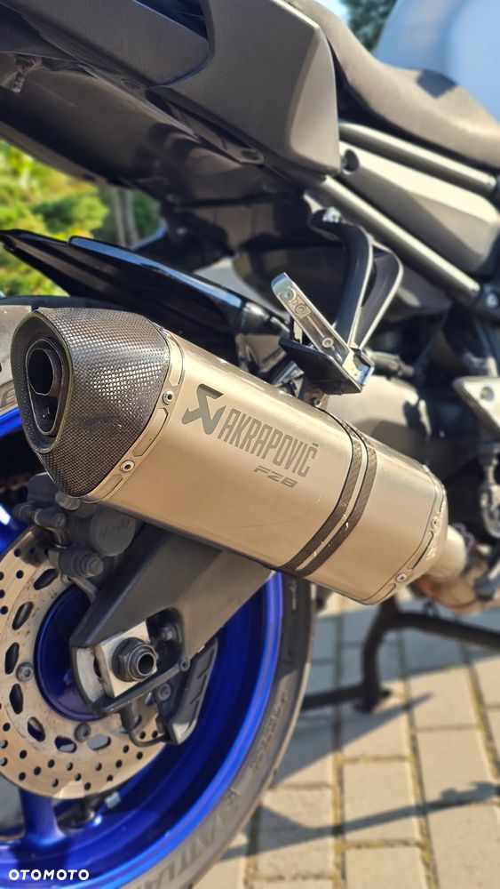 Yamaha FZ8 - 7