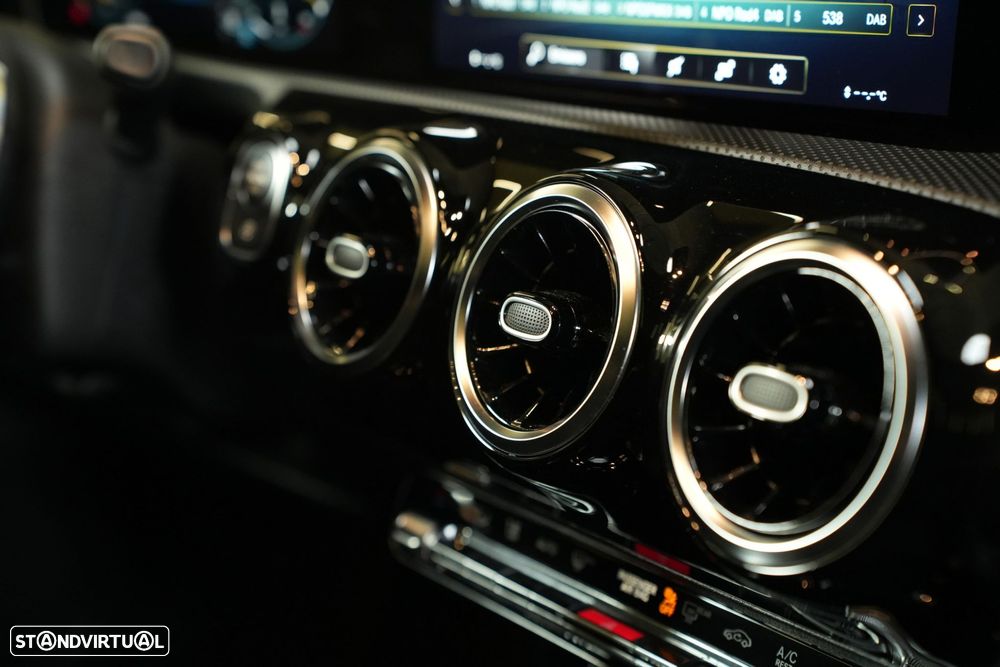 Mercedes-Benz A 180 d Aut. - 8