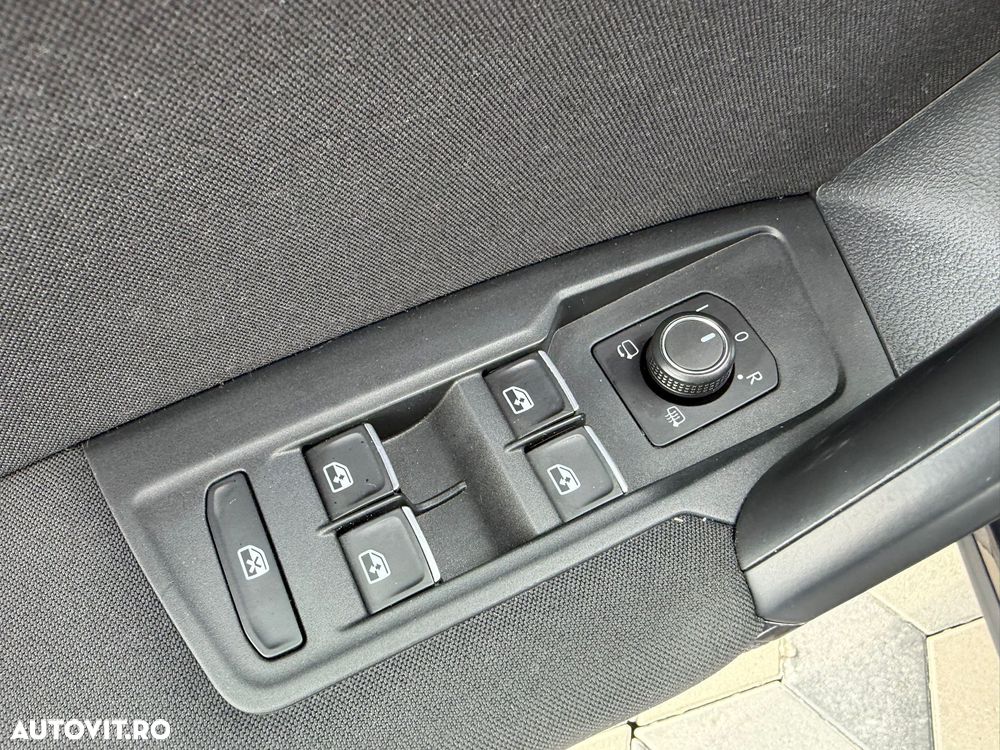 Volkswagen Tiguan - 14