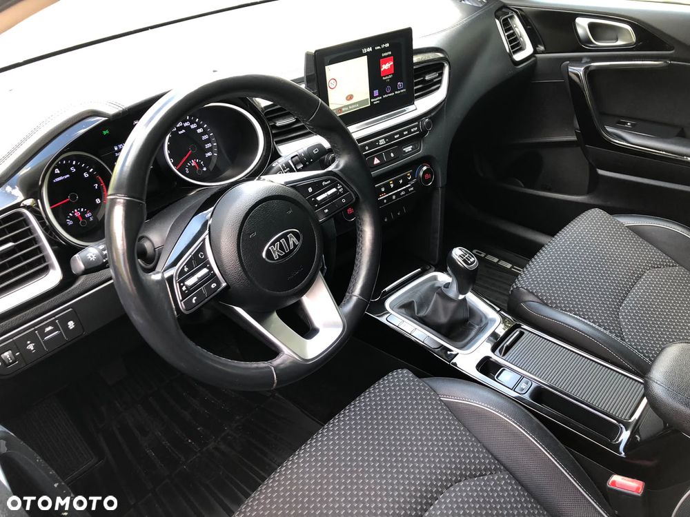 Kia Ceed 1.0 T-GDI OPF Vision - 17