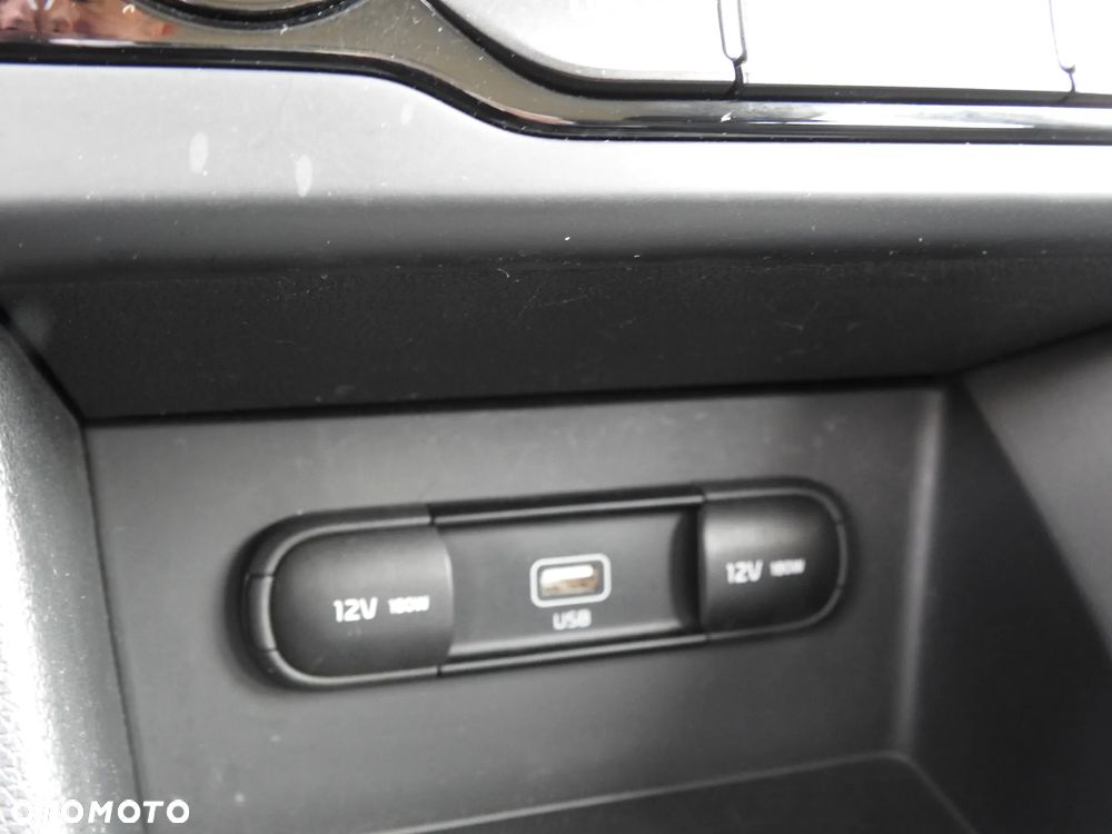 Kia Niro 1.6 GDI Hybrid L - 19