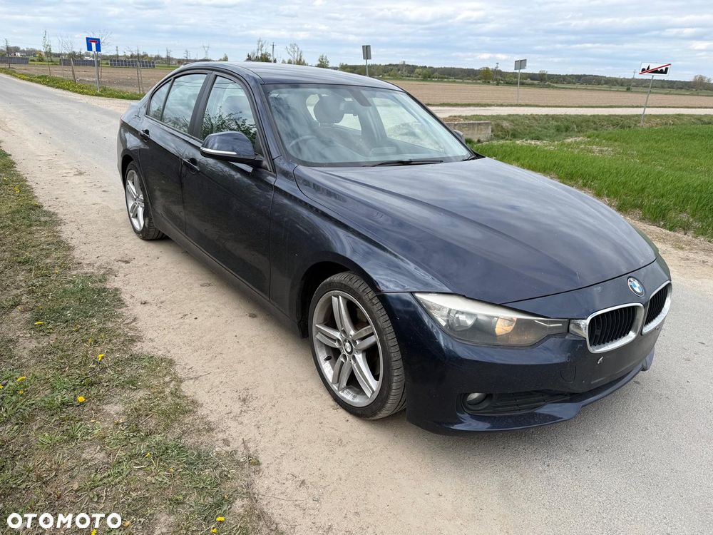 BMW Seria 3 320d Efficient Dynamic Edition - 4