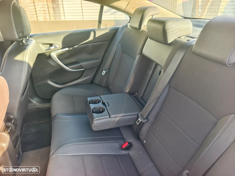 Opel Insignia 2.0 CDTI Cosmo - 16