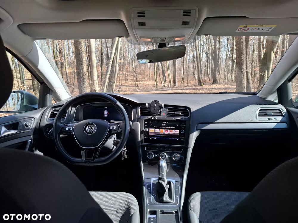 Volkswagen Golf 1.6 TDI SCR DSG Comfortline - 9